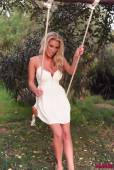 Janine-Leech-Janines-In-Her-White-Dress-On-The-Swing-s6voqmhrtl.jpg