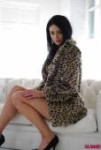 Sam-Kellett-Sam-Strips-From-Her-Animal-Jacket-And-Lingerie-n6vsartltb.jpg