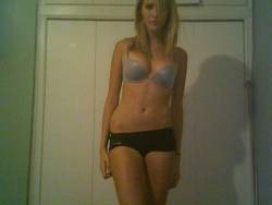 Teen Tall and slim homemade-Adolescente alta y delgada casera u6wrd0adt2