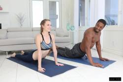 Samantha Hayes Doing Some Yoga On That Big Black Cock (x267) 4480x6720-y6wxemsebi.jpg