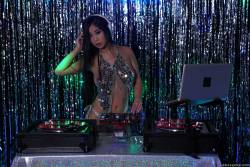 Jade Kush The DJ is DTF 387x 2495x1663-a6xgqpf35m.jpg