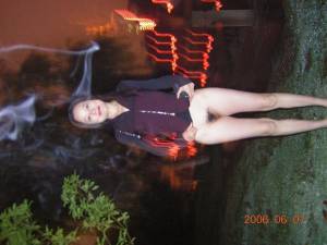 Asian-Amateur-MILF-Outdoors-x60-q6x51bxjys.jpg