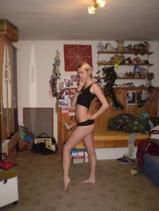 Blonde-teen-private-pics-x80-06xm3pveaj.jpg