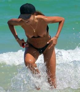 Patricia Contreras â€“ Bikini Malfunction Candids at the Beach in Miami (NSFW)06xoqwhkrk.jpg