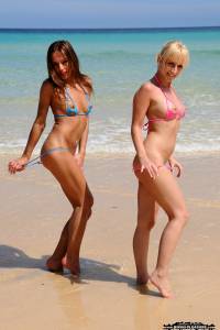 Adriana, Dominika public beach flashing [x140] a6xqbwpqb2