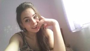 Hot Teen 18 Year Old 16xt7wmmdg