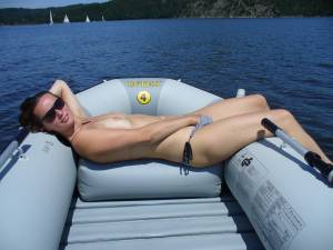 2012, Orlik, malymnauk masturbating on the boat... x55 n6xvcs70vy