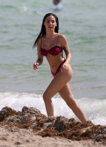 Giulia De Lellis â€“ Topless Bikini Photoshoot on the Beach in Miami-i6xvfkxclu.jpg