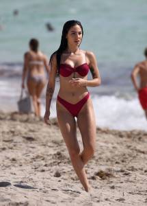 Giulia De Lellis â€“ Topless Bikini Photoshoot on the Beach in Miami-c6xvfkt6tc.jpg