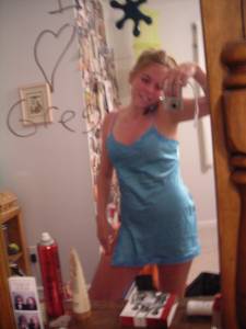 Cute girl loves greg - self pics blonde salope x71 x6xvlikzy1