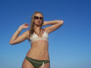 Selfshot-and-posing-for-amazing-young-Blonde-x169-16xxb96lbd.jpg