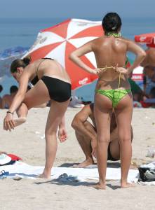 Beach-Voyeur-%26-Topless-%2845-Pics%29-i7ae4qul2m.jpg