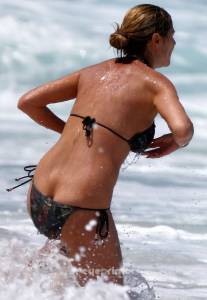 Heidi Klum Topless Pics r7a0f74rp5