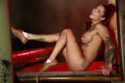 Bonnie-Rotten-American-Whore-Story-551x-67alilqksb.jpg