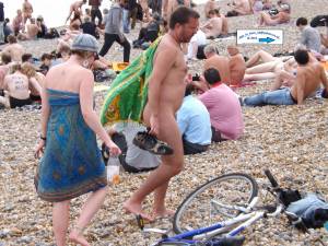 Naked-Bike-Ride-%5Bx147%5D-o7atx4iwfz.jpg