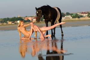 Outdoor-Beauties-KESEDY-%26-VELLA-Girls-Ride-Horses-Too-k7avr7v2ad.jpg