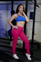 Brooke-Beretta-Workout-Her-Ass-2500px-147X--n7axktg3ob.jpg