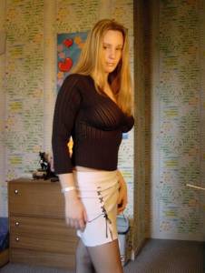 Belle-Amateur-Girl-%5Bx186%5D-i7axi9btdo.jpg