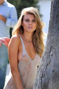 Maryna-Linchuk-%C3%A2%E2%82%AC%E2%80%9C-Braless-See-Through-Photoshoot-Candids-in-Los-Angeles-57be498qx1.jpg