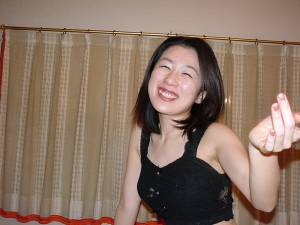 Chinese-Hotel-Room-Fun-x144-b7bftb1qeq.jpg