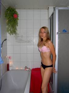 Slim-Amateur-German-Teen-x70-i7bhafdgdy.jpg