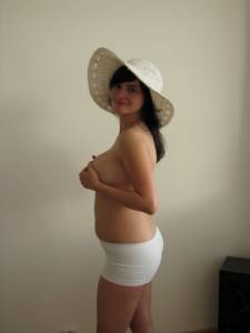 Pregnant-Renata-x91-o7bh9buy3s.jpg