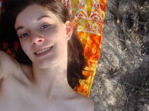 Teen Girl, Naked in Nature x 44-67bi9e4hxc.jpg