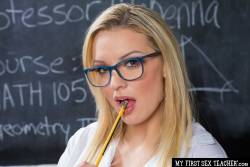 Kenzie-Taylor-My-First-Sex-Teacher-2500px-308X-l7b2gxnu0x.jpg