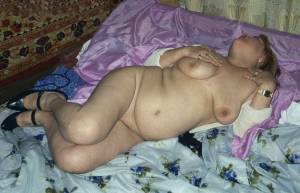 Russian-Grandmother-Posing-Naked-At-Home-x104-m7b5j69ez4.jpg