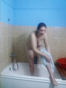 Romanian wife Daniella x19 p7b7ql2khw