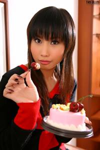 Asian Beauties - Candy L - Mini Cherry Tart (x143) 07bj9p8y77