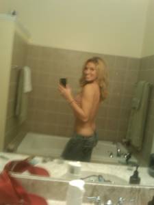 Amateur Blonde Self Pics x38 y7bke0trix