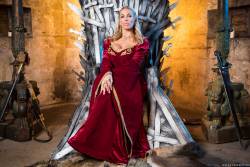 Rebecca-More-Ella-Hughes-Queen-Of-Thrones-Part-4-877x-k7bkjul2oe.jpg