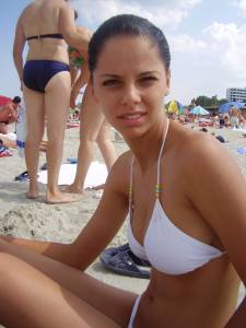 Beach-titties-%28x40%29-m7bmeemny1.jpg