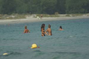 Beach-sardinia-italy-spy-voyeur-v7bnqgnx4l.jpg
