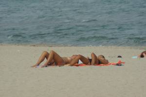 Beach-sardinia-italy-spy-voyeur-b7bnqheuy3.jpg