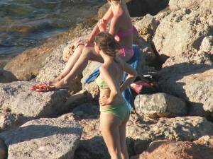 Beach-Voyeur-Spy-Crete-Greece-u7bnnduoiu.jpg
