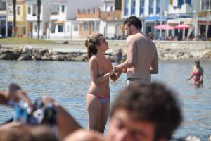 Beach Spy Topless Girl With Her Boyfriend h7bnmsxx6s