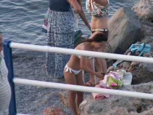 Beach Voyeur Spy Crete Greeceb7bnnf3y0x.jpg