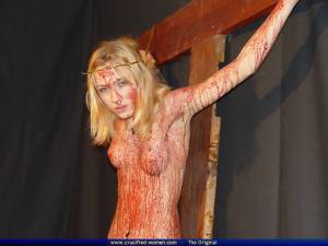 Nadya In Blood Sacrifice [x90] z7bpf4r7h3