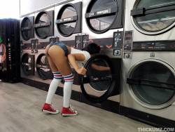 Jenna-Foxx-Thick-Laundromat-Lust-%28x162%29-1215x1620-m7bqjmdz5k.jpg
