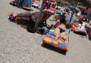 Almer%C3%83%C2%ADa-Spain-Beach-Voyeur-Candid-Spy-Girls-67bqq7qhxg.jpg