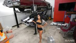 Kosane Dash Struts Her Pussy Around The Car Shop - 2600px - 52X-w7bsh5tmh4.jpg