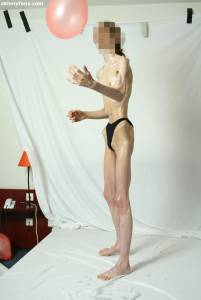 EXTREME-Skinny-Anorexic-Janine-1-m7btsi3np0.jpg