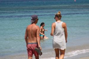 Mom beauty caught topless in Agia Anna, Naxosy7bwvse7he.jpg