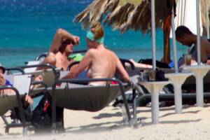 Mature babe caught topless in Plaka beach, Naxos x3727bwskj0dx.jpg